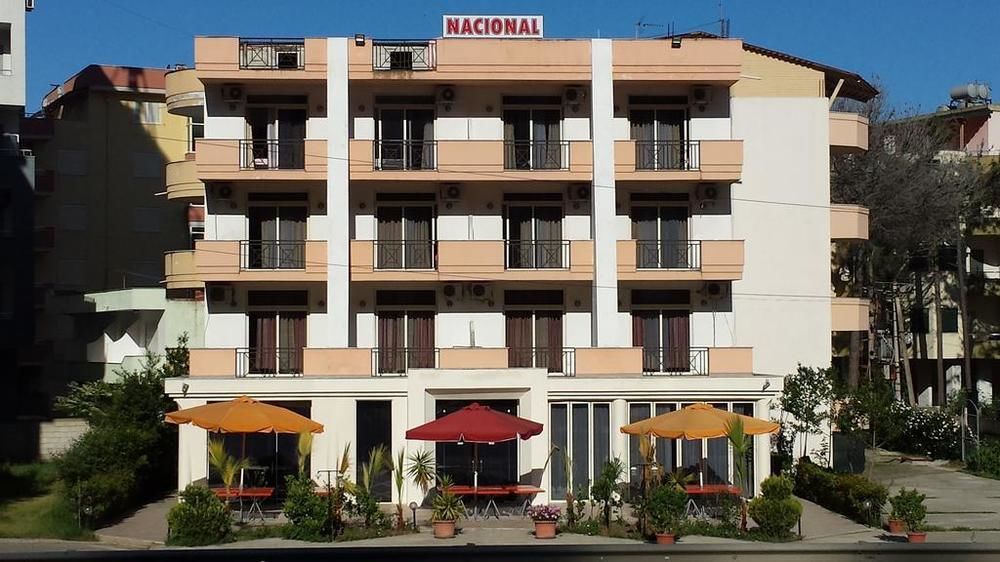 Hotel Nacional Драч Екстериор снимка